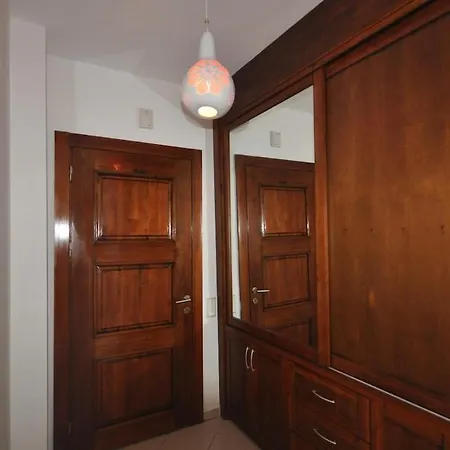 Sleeps 5 With Pool And Air Con * Gümüşlük